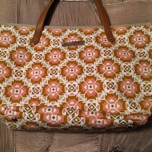 Diaper downtown tote bag